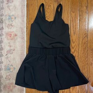 Girl’s Black Romper Size: youth 8-9